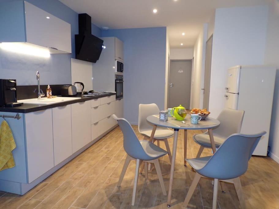 Maison De En Plein Coeur De Apartment